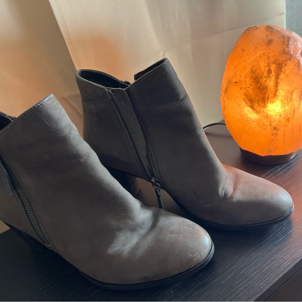 MIA womens boots. Gently worn.